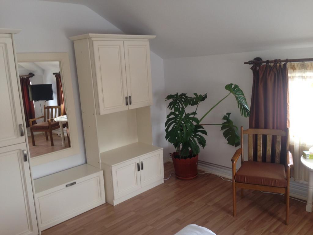 Hotel Casa Craiova Nuova Extérieur photo